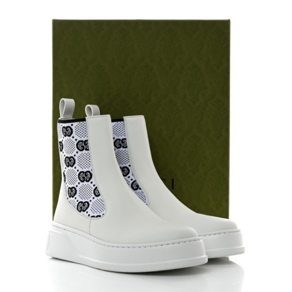 Gucci Dali Soft Calfskin Leather Boots! - Picture 2 of 3